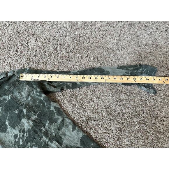 Eddie Bauer Women's Green Camo Button Up Shirt Camouflage Size LT - Picture 7 of 9